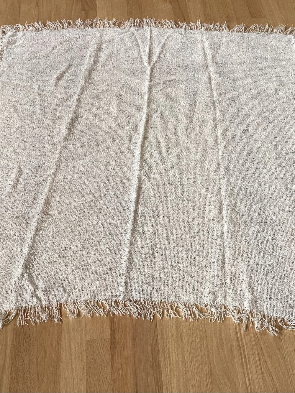 Vintage 70’s Nasharr Acrylic Loose Knit Throw Wrap Ivory 40” Square